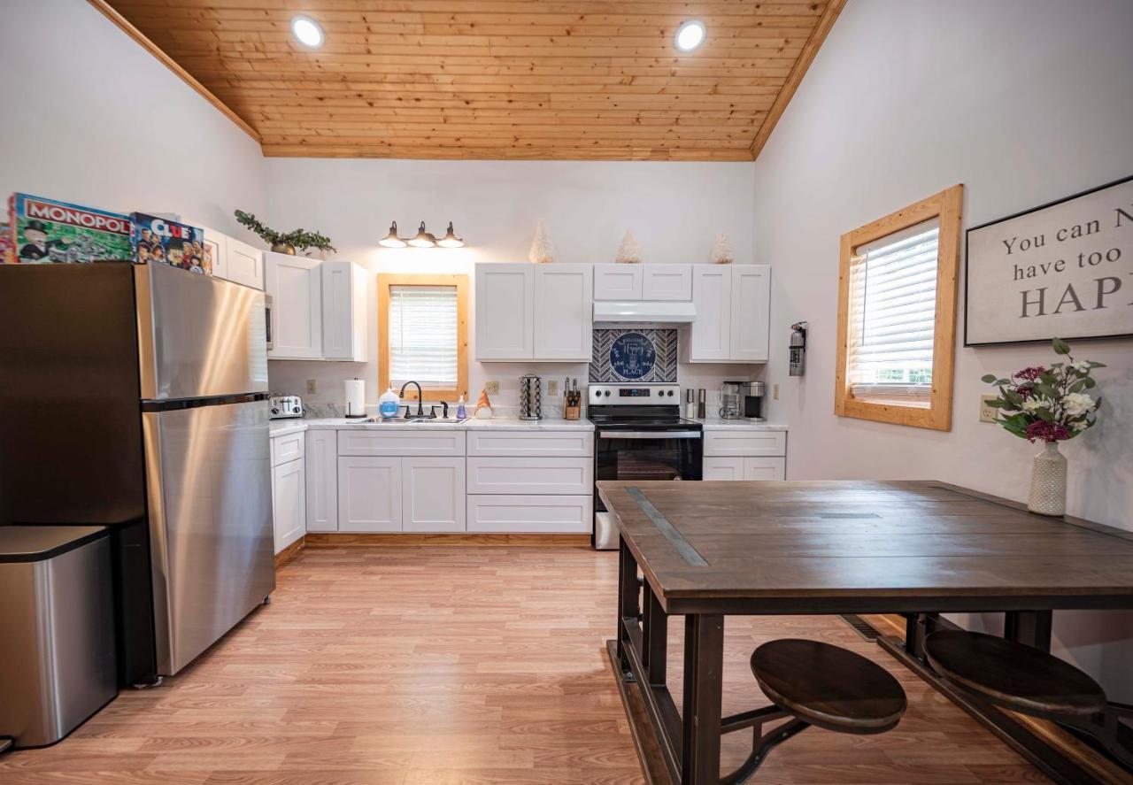 Light And Bright Cabin Close To Pates Ford Marina Smithville Exterior foto