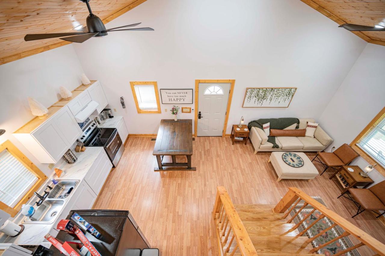 Light And Bright Cabin Close To Pates Ford Marina Smithville Exterior foto