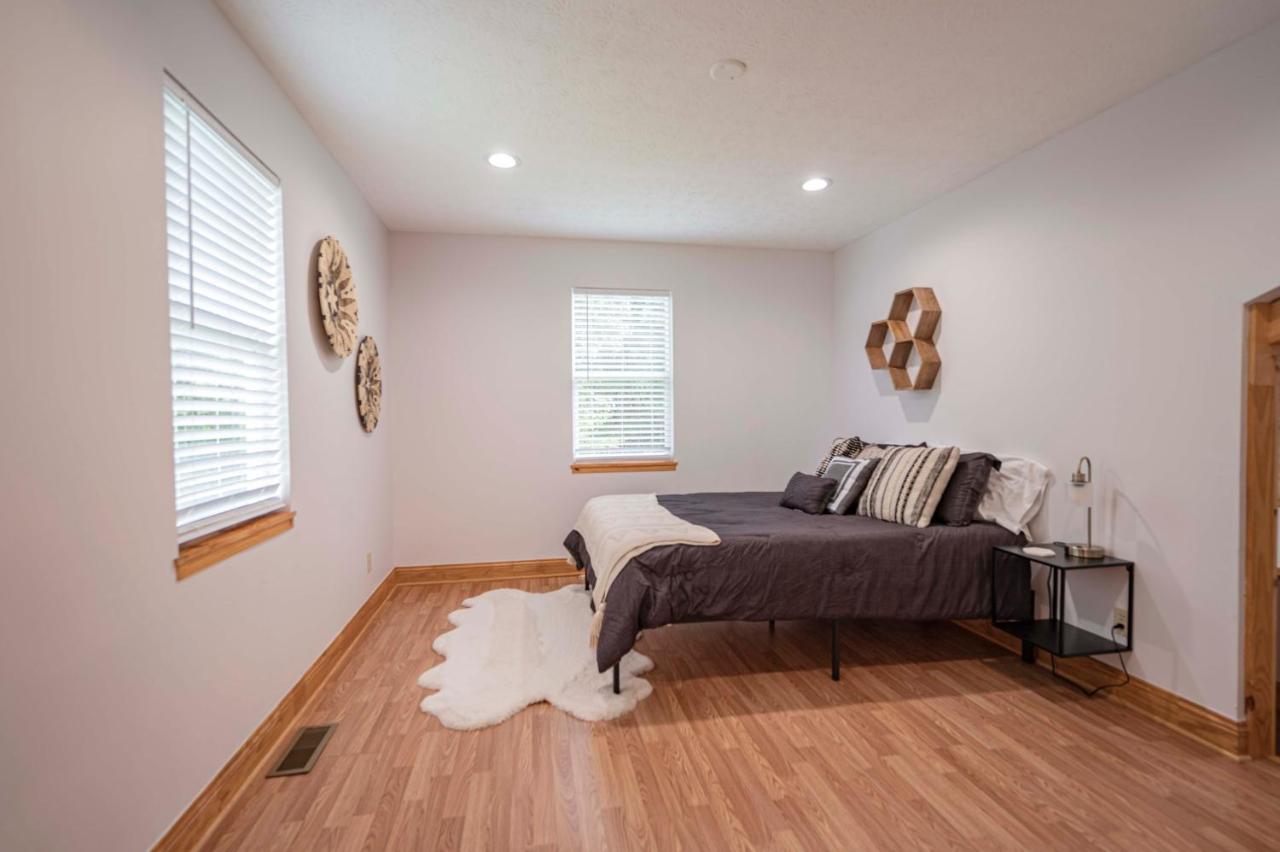 Light And Bright Cabin Close To Pates Ford Marina Smithville Exterior foto