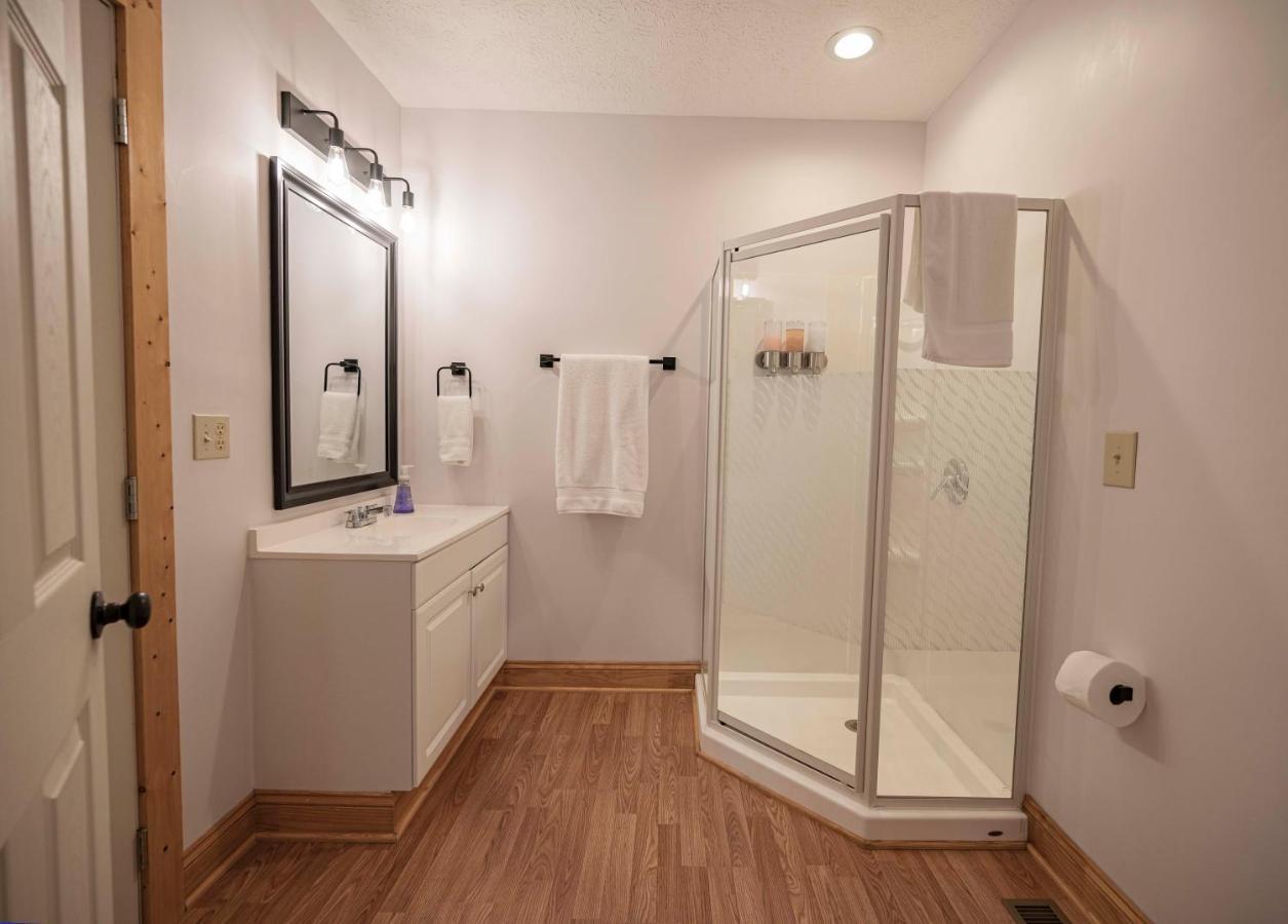 Light And Bright Cabin Close To Pates Ford Marina Smithville Exterior foto