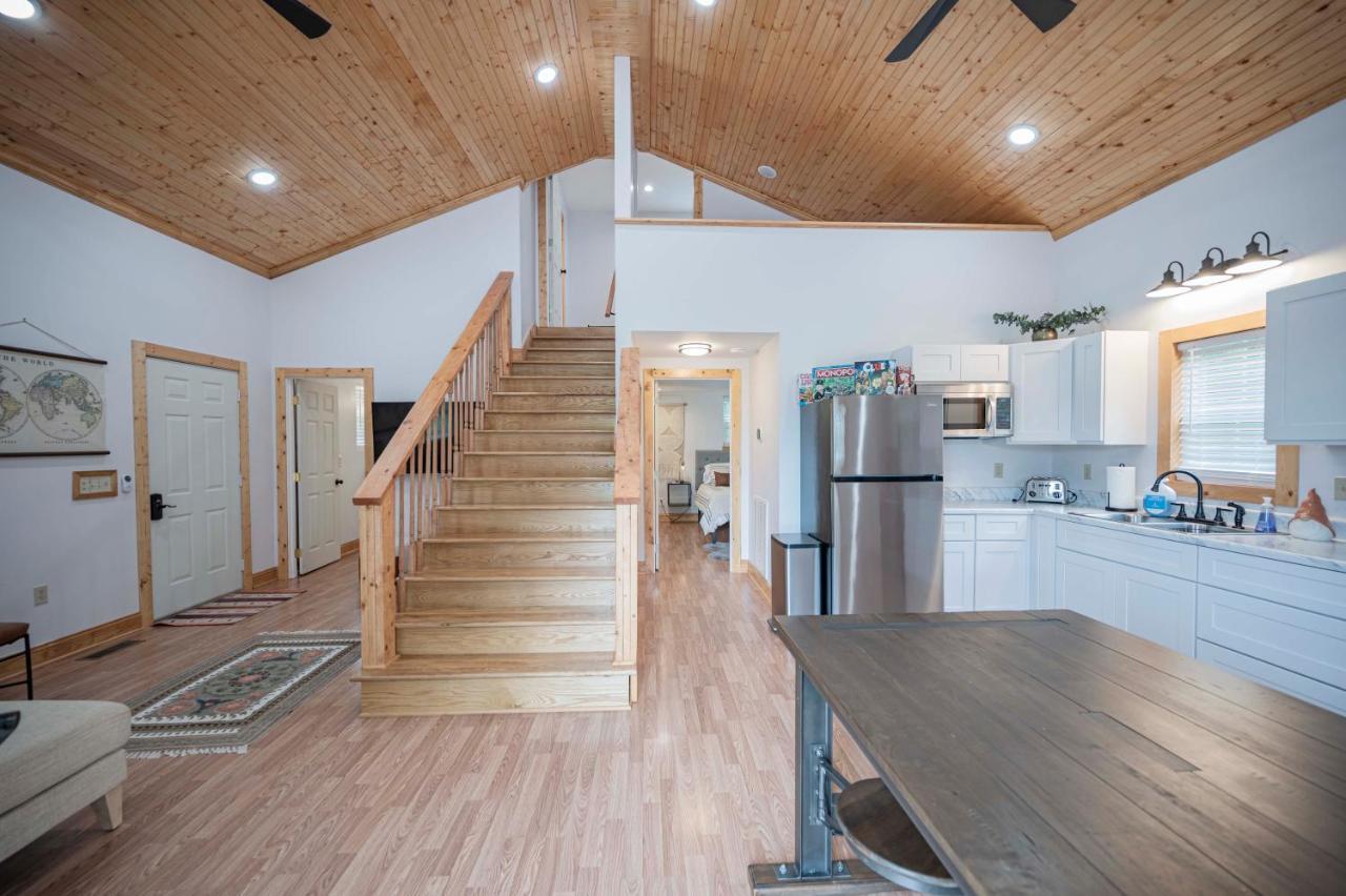 Light And Bright Cabin Close To Pates Ford Marina Smithville Exterior foto